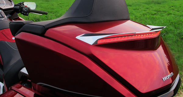 PATHFINDER 照明 REAR SPOILER WITH LED LIGHTS DYNAMIC SEQUENTIAL CHROME HON