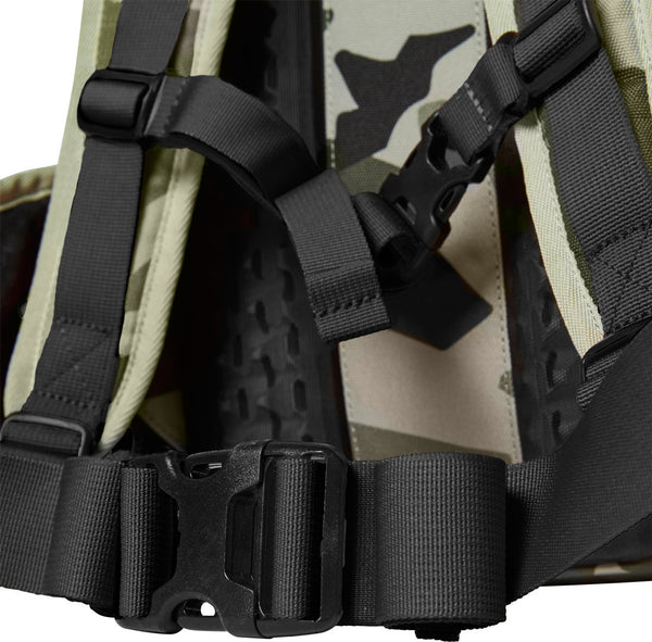Fox 背包 Utility 18 Liter Hydration Backpack Camouflage