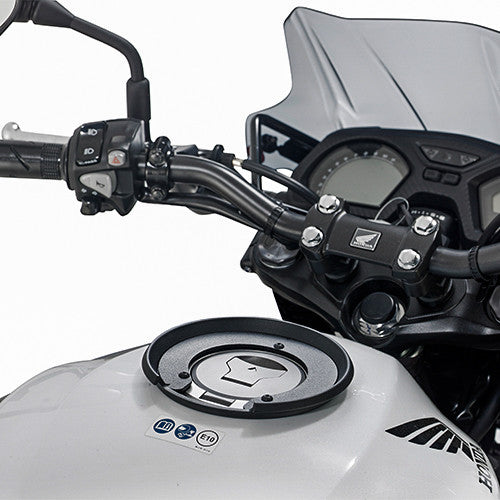 GIVI 支架 TANKLOCK MOUNT
