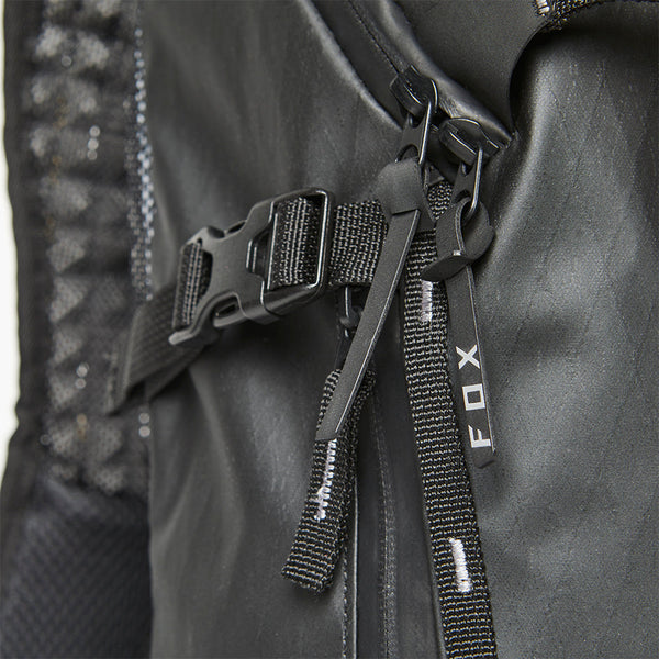 FOX 水袋包 Utility Hydration Pack Medium [黑]