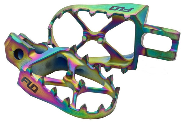 Flo Motorsports 脚踏 KTM/Husqvarna/Gas Gas Titanium Foot Pegs JET Fuel GAS/HUS/KTM