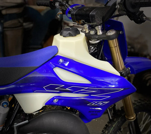 IMS 油箱 FUEL TANK NATURAL 2.2 GAL